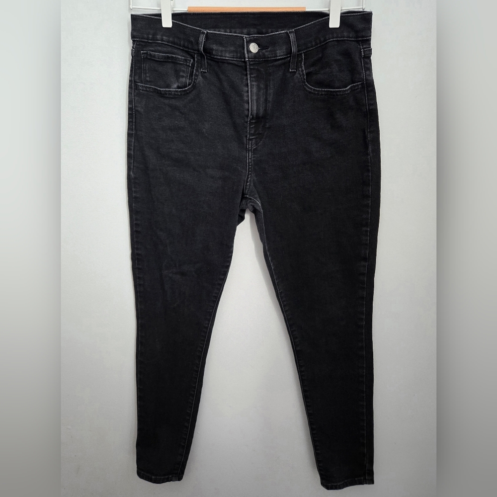 Women's Black Skinny Jeans